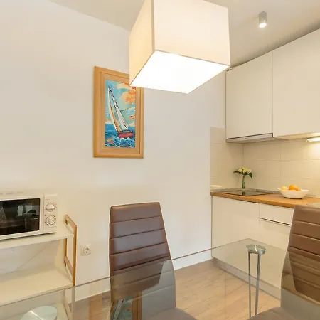 Hedera Studio 3 Apartment