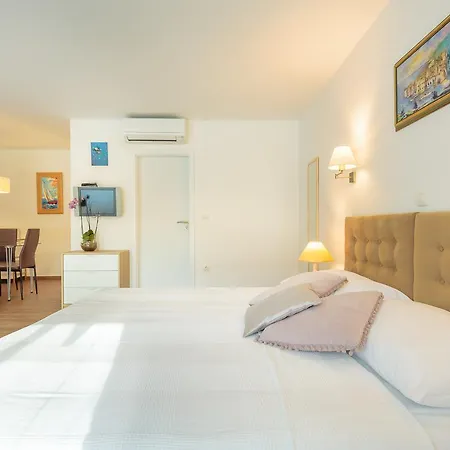Hedera Studio 3 Apartment Mokosica