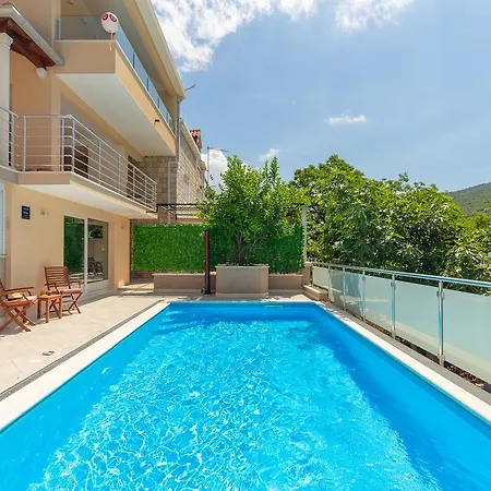 Hedera Studio 3 Apartment